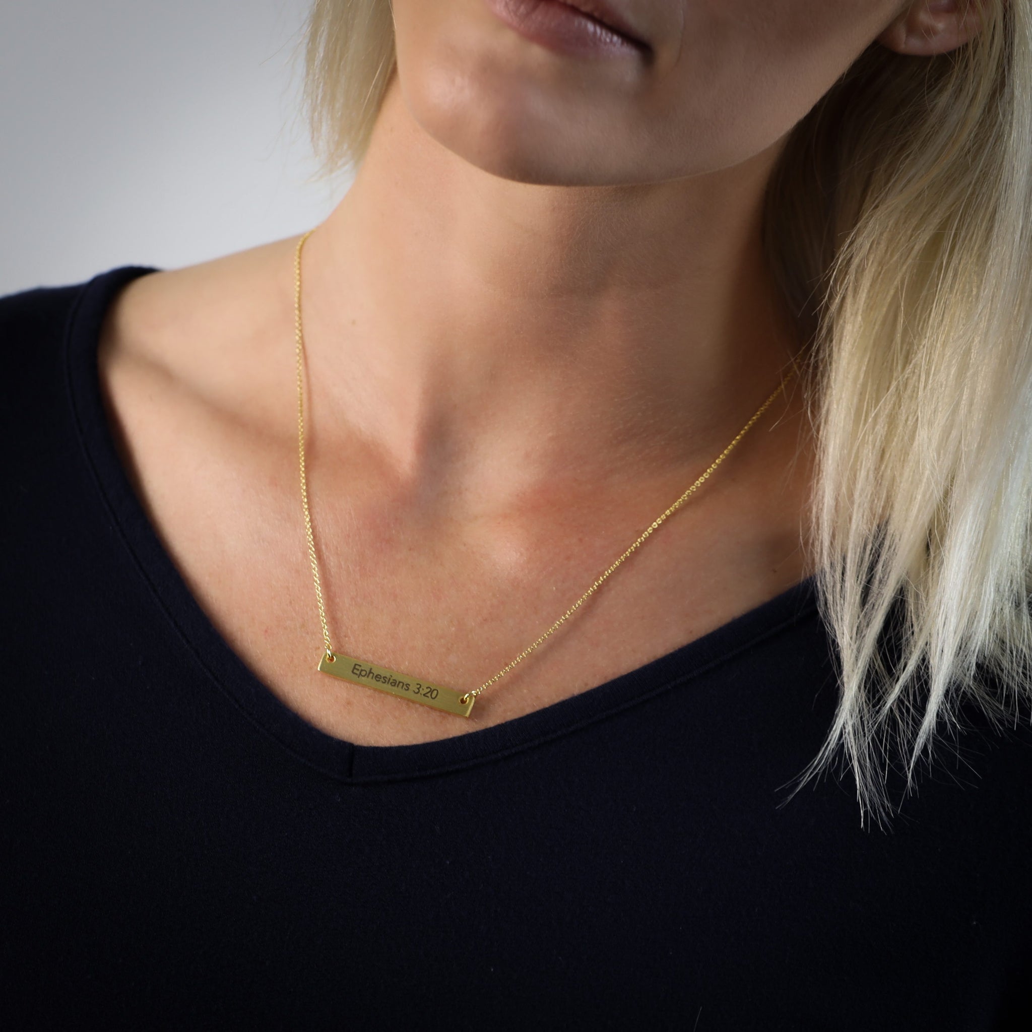 Horizontal bar 2025 necklace with name